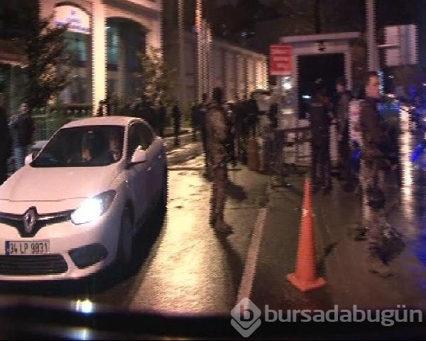 İstanbul'da emniyete ve AK Parti binasına saldırı girişimi