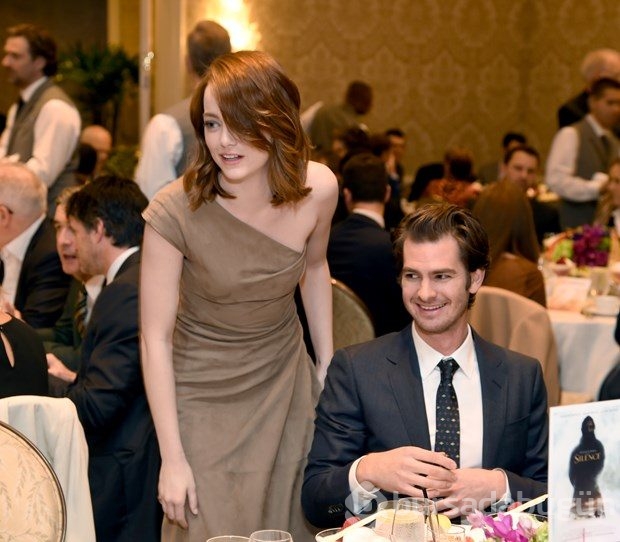 Oscar adayları Emma Stone ile Andrew Garfield evleniyor mu?