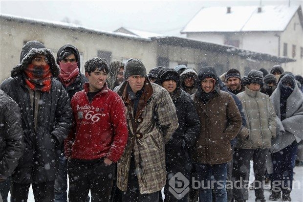 Sığınmacılar dondurucu soğukla boğuşuyor