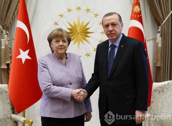 Cumhurbaşkanı Erdoğan ve Merkel Külliye'de