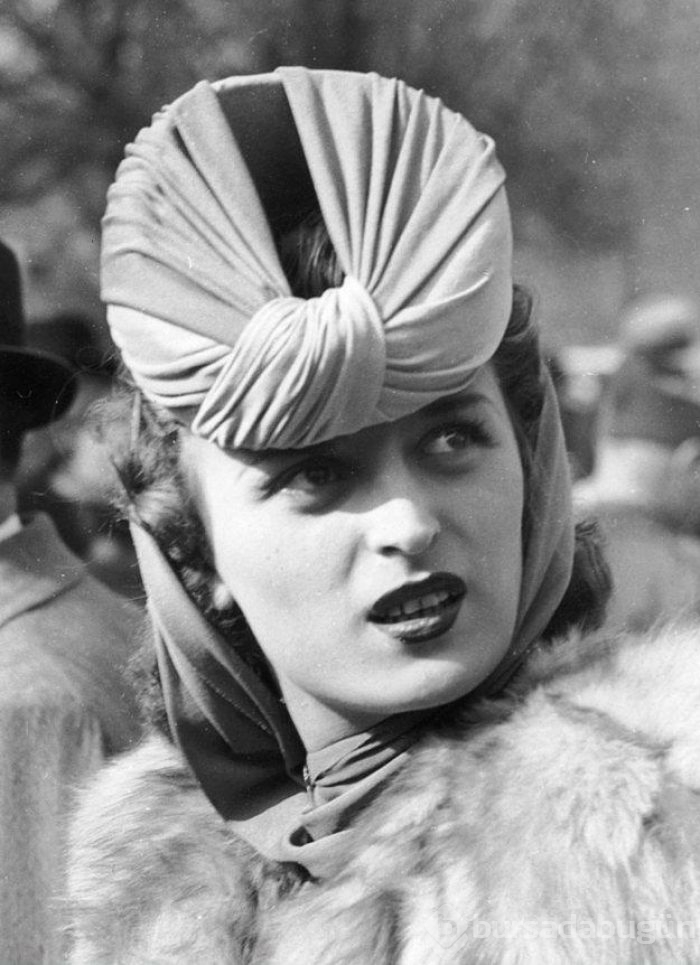 Шляпы 50 годов. Гюльбике 1940. Тюрбан в моде 1940 г. Тюрбан 40-е годы. Шляпки 1940х Америка.