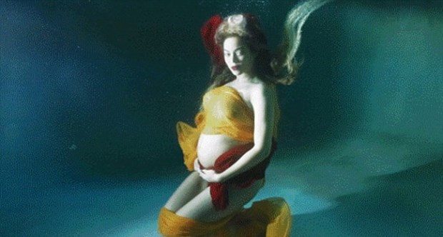 Beyonce şimdi de hamilelik albümü yayınladı