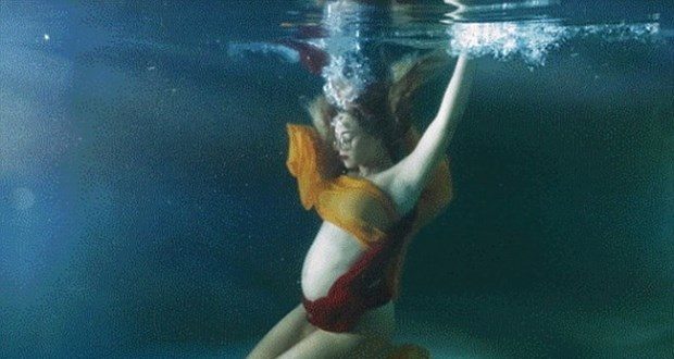 Beyonce şimdi de hamilelik albümü yayınladı
