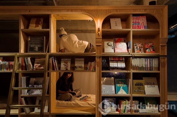 Kitap kurtlarına özel otel