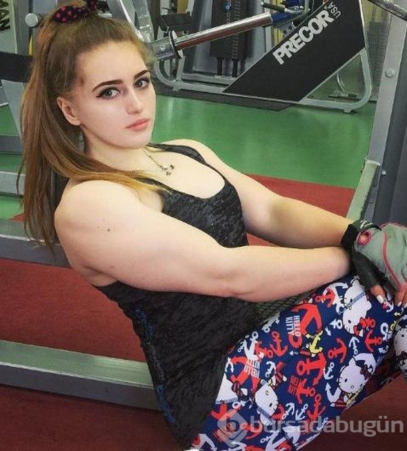 'Kaslı Barbie' sosyal medyayı kasıp kavuruyor!