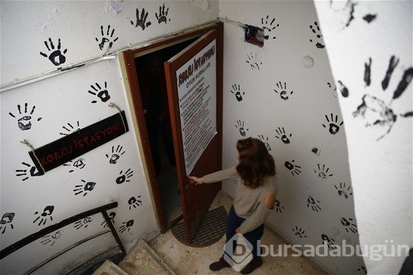 "Mezarlık" konseptli oyun evi
