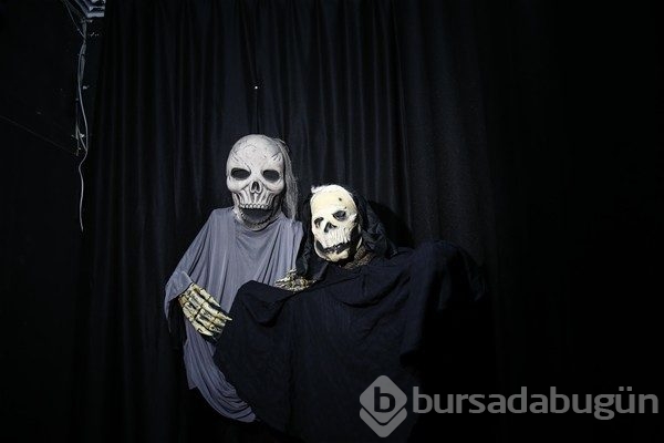 "Mezarlık" konseptli oyun evi