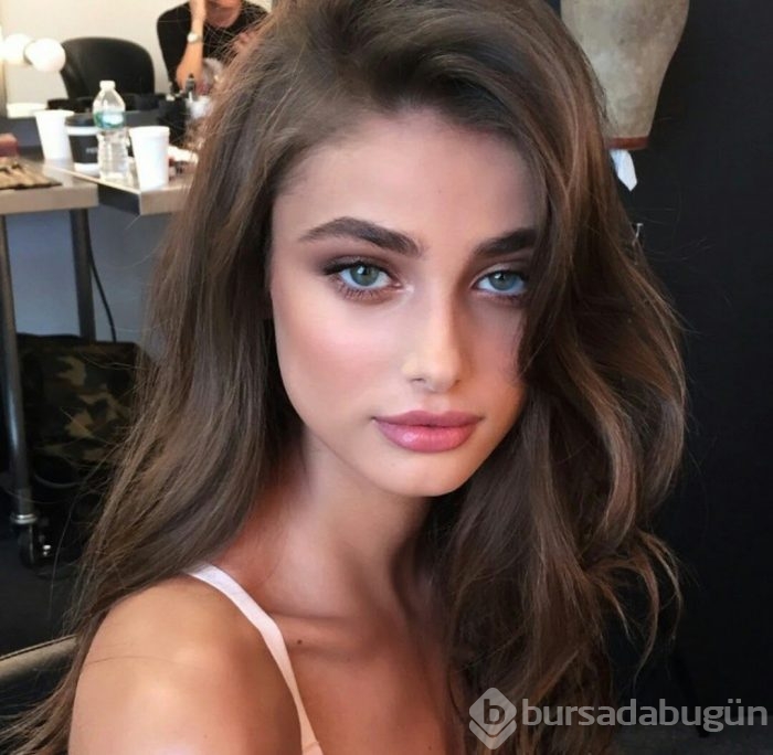 İşte Victoria Secret'ın yeni meleği