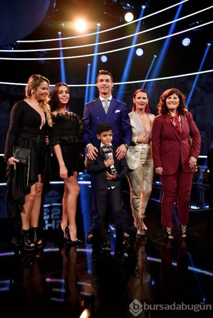 Cristiano Ronaldo evleniyor!