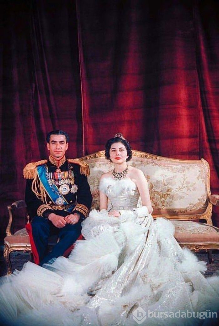 Gelmiş geçmiş en güzel prenses gelinlikleri
