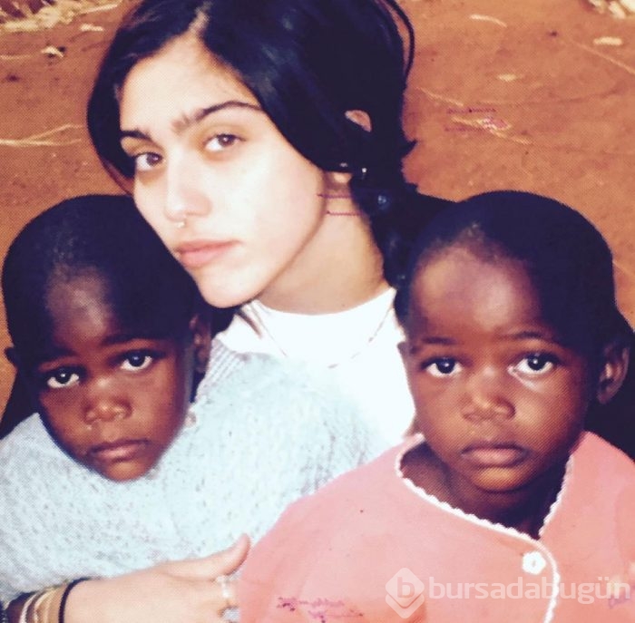Madonna Afrikalı ikizleri evlat edindi