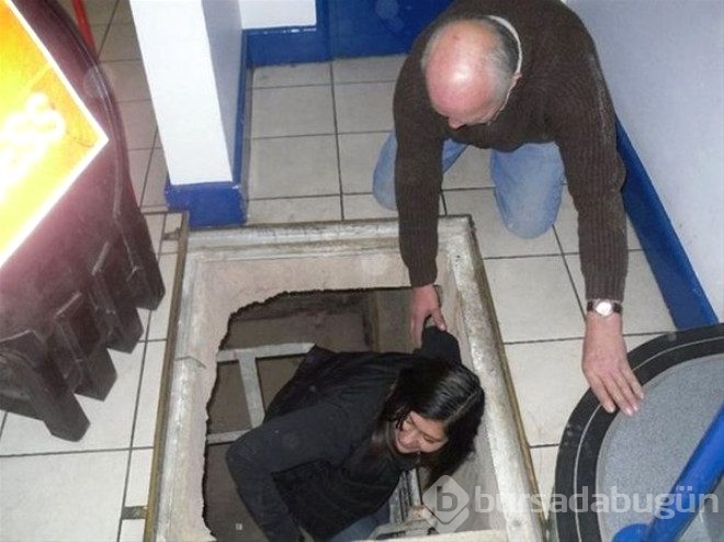 Alışveriş merkezindeki gizli bodrumdan kareler