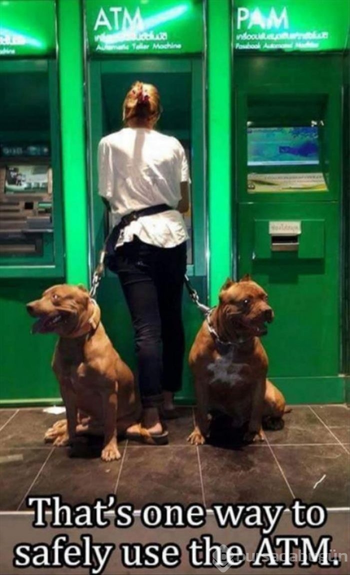 ATM'de para çekerken görüntülenen 13 enteresan tip