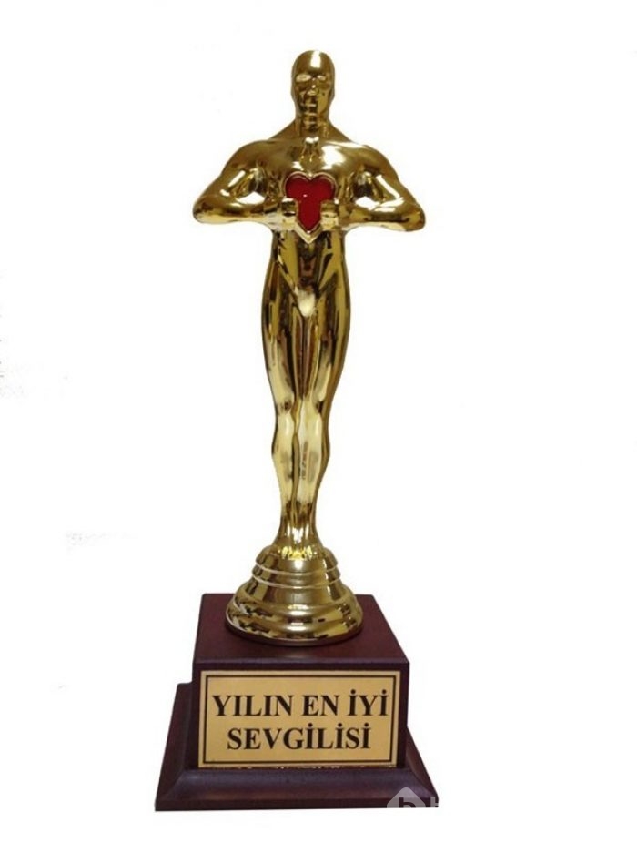 Sevgililer Günü'nde almamanız gereken klişe hediyeler