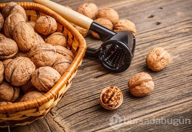 Uykulu hissetmenize neden olan 9 yiyecek