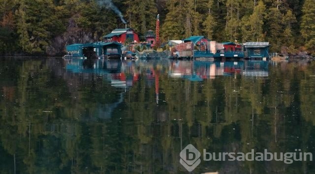 Şehri terk edip kendilerine 'seyyar ada' yaptılar