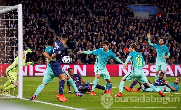 PSG, Barcelona'yı dağıttı!
