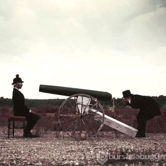 Gördüğü kabusları fotoğrafladı