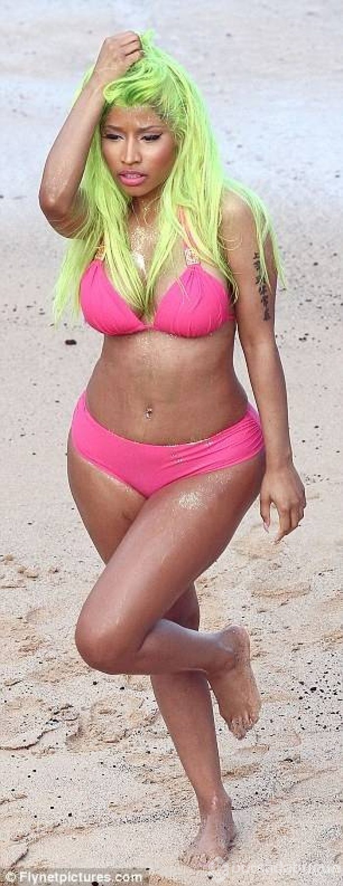 Nicki Minaj'dan seksi poz
