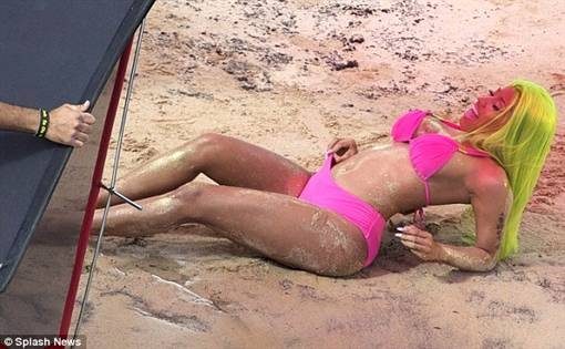 Nicki Minaj'dan seksi poz
