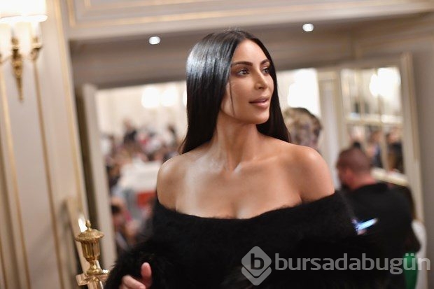 Kim Kardashian bu odada soyuldu!