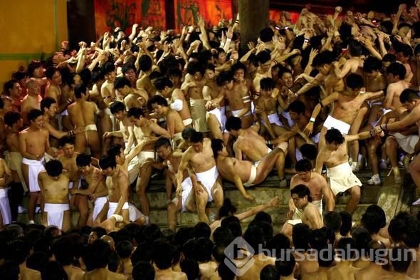 Çıplak Adam Festivali'ne 10 binden fazla erkek katıldı