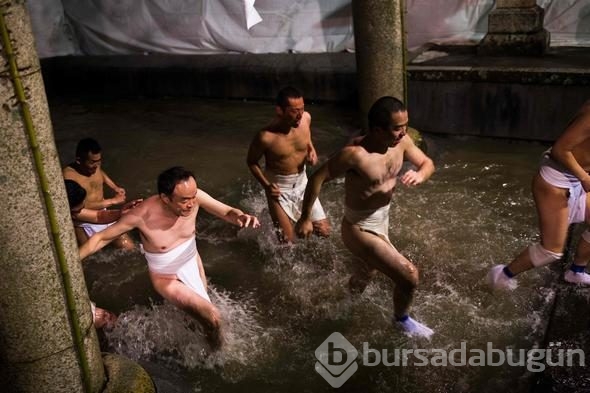 Çıplak Adam Festivali'ne 10 binden fazla erkek katıldı