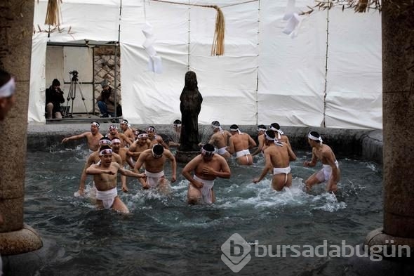 Çıplak Adam Festivali'ne 10 binden fazla erkek katıldı