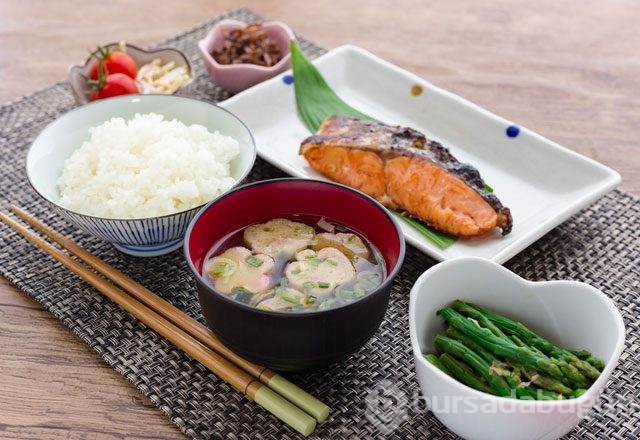 Zayıflamaya yardımcı 6 Japon yemek alışkanlığı
