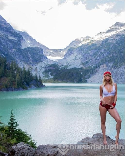 Playboy modelinin doğa yürüyüşü fotoğrafları sosyal medyayı sallıyor