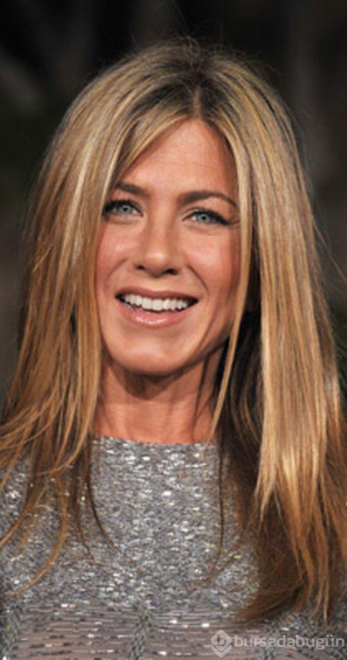 Jennifer Aniston bikiniyle görüntülendi
