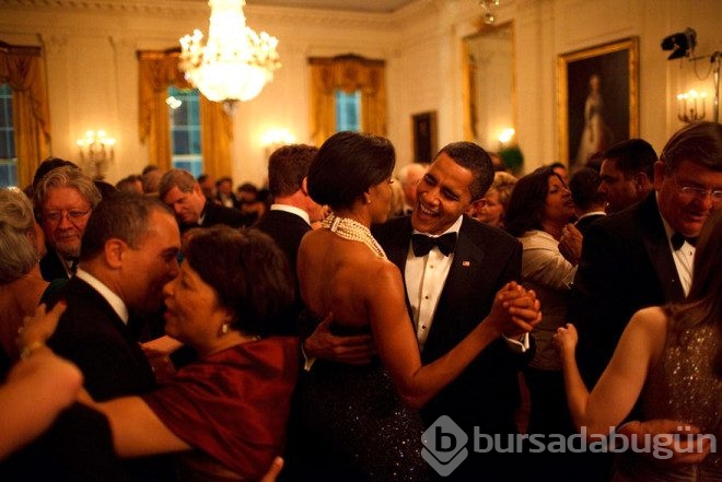 Barack ve Michelle Obama'nın 15 karede aşkları