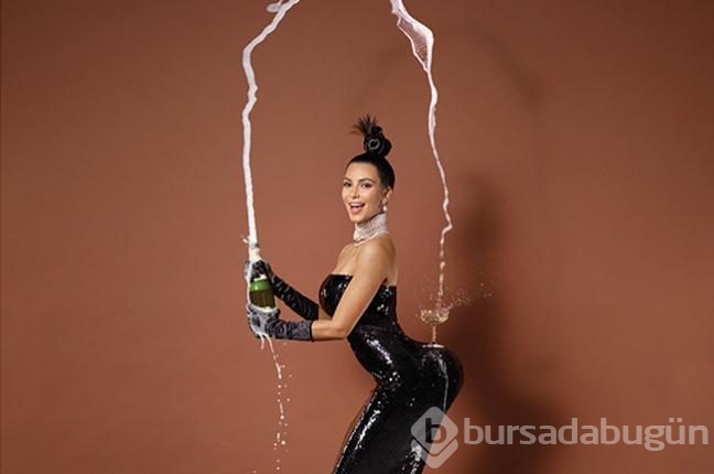 Kim Kardashian'dan inanılmaz frikik