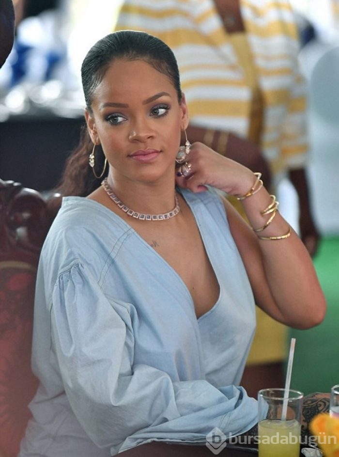 Harvard Üniversitesi Rihanna'yı seçti
