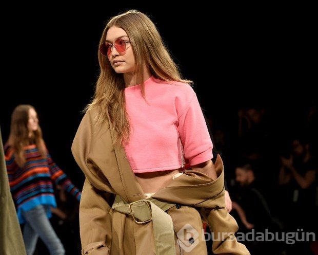 Gigi ve Bella Hadid şimdi de İtalya'yı fethetti