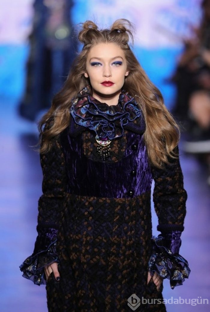 Gigi ve Bella Hadid şimdi de İtalya'yı fethetti