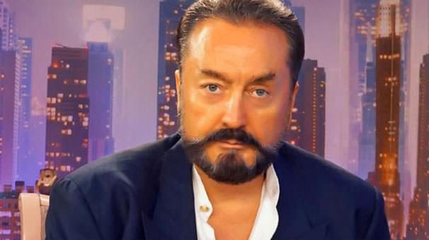 Hangi ünlü kaç yaşında?