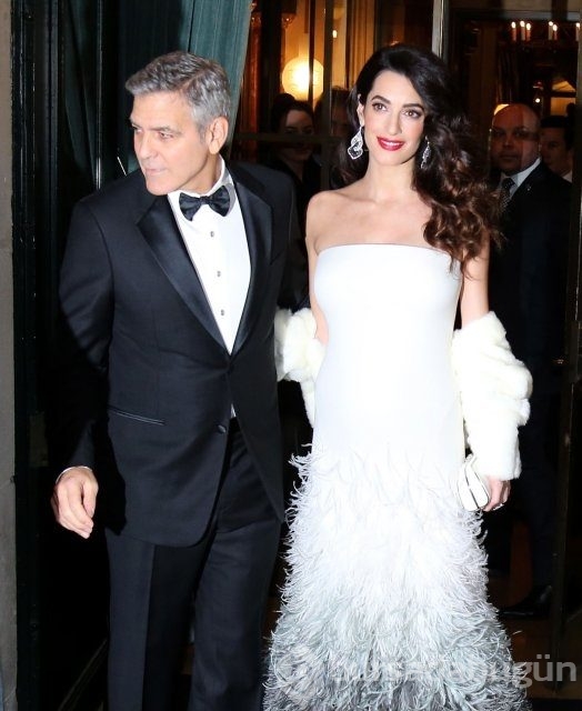 Hamile olduğunu açıklayan Amal Clooney ilk kez görüntülendi