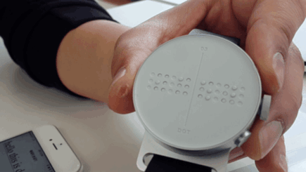 Görme engellilere devrim niteliğinde icat: Braille Smartwat