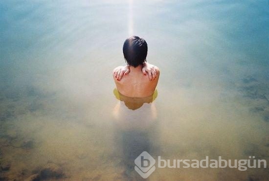 Tartışma yaratan Çinli fotoğraf sanatçısı Ren Hang hayatını kaybetti