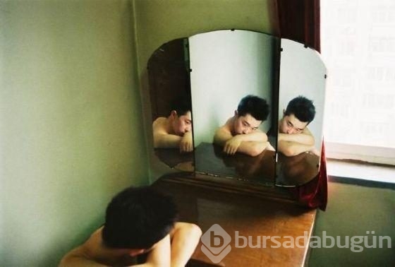 Tartışma yaratan Çinli fotoğraf sanatçısı Ren Hang hayatını kaybetti