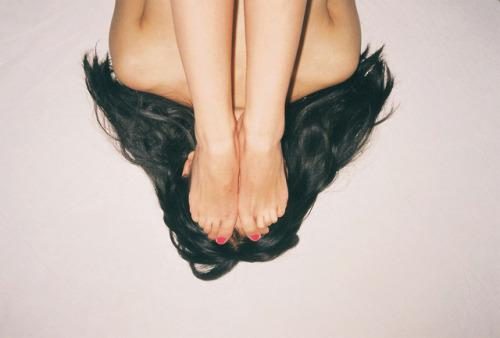Tartışma yaratan Çinli fotoğraf sanatçısı Ren Hang hayatını kaybetti