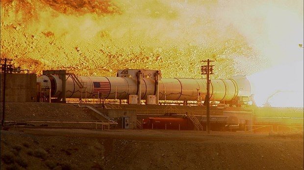 Trump'tan NASA'ya: Ay'a bir an önce gidin!