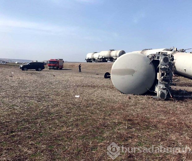 Diyarbakır'da yük trenine bombalı saldırıdan kareler