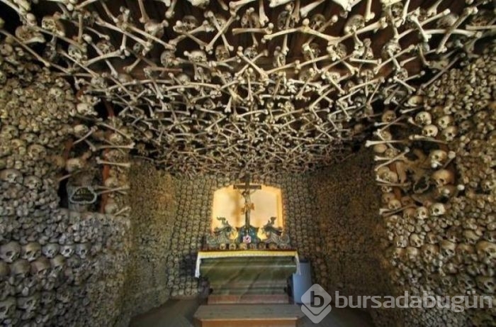 İnsan kemikleri kullanılarak yapılmış kilise...