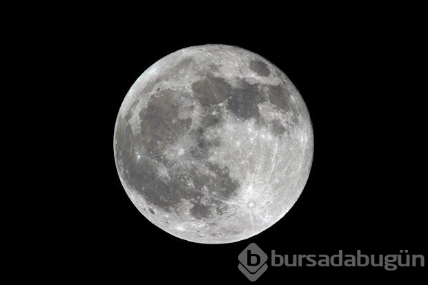 Ödemeyi yapıp Ay etrafında tur atmak mümkün!