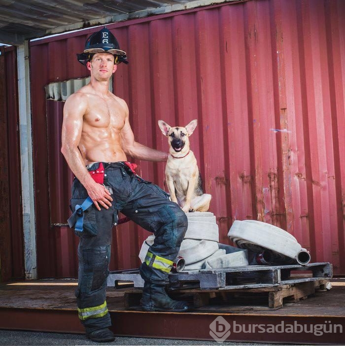 Fotoğraf çekiminde tanıştığı köpeği evlatlık edindi