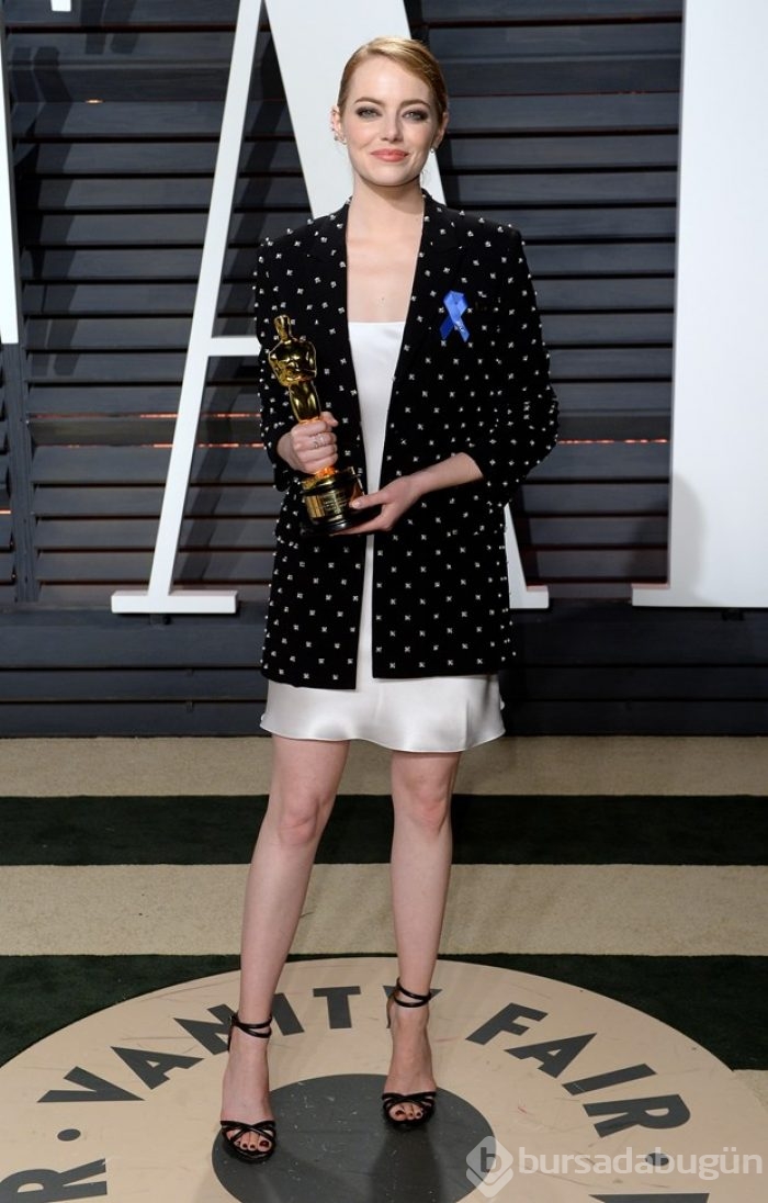 Vanity Fair'in Oscar partisinde şıklık yarışı