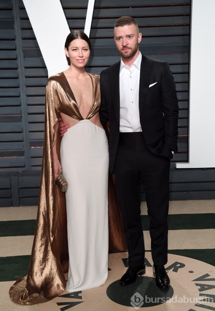 Vanity Fair'in Oscar partisinde şıklık yarışı