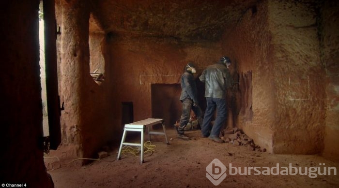 Kendine 'orta dünya evi' inşa etti!